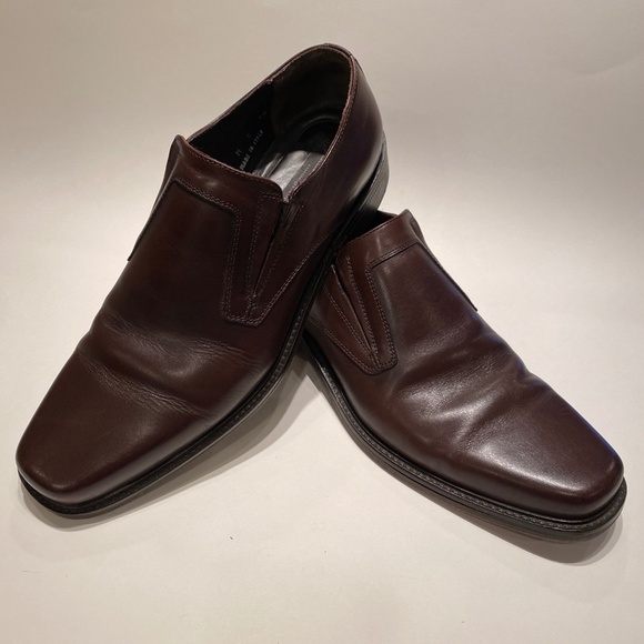 JOHNSTON & MURPHY | Venetian Slip-on Loafer main image 4